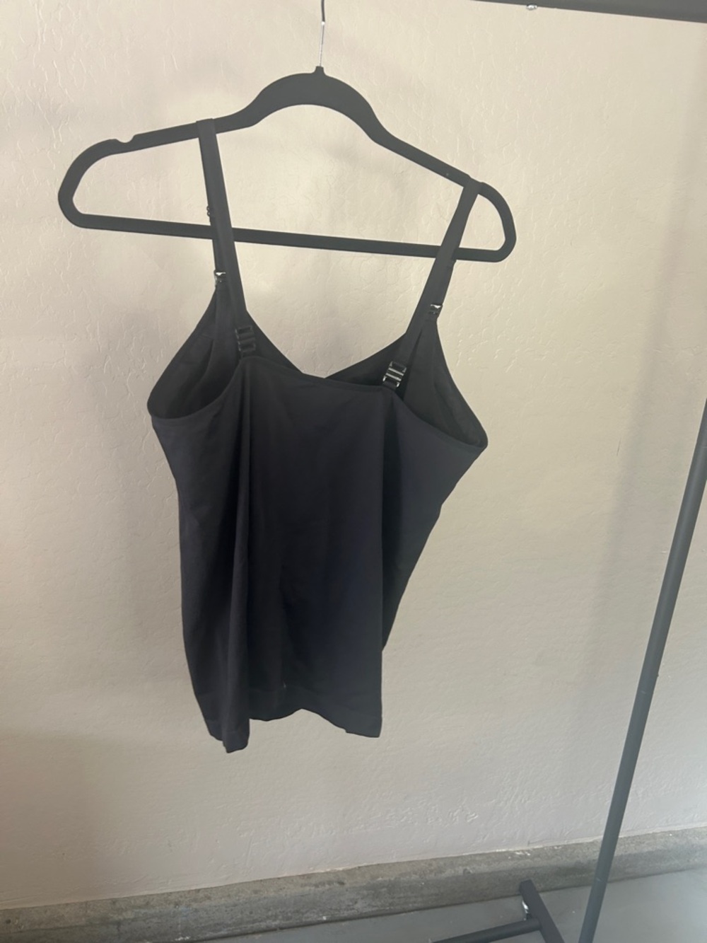 XXL Destination Maternity Black Nursing Cami Tank Top Adjustable Straps - Picture 5 of 9